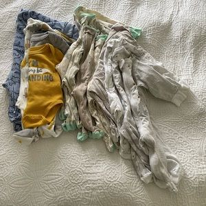 Bundle of 13 Baby Onesies 0-3months